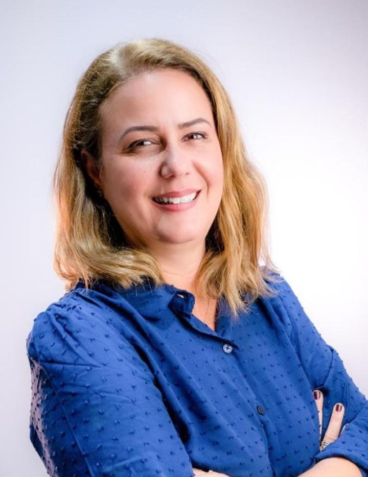 Photo of Elaine Lazzaroni Moraes